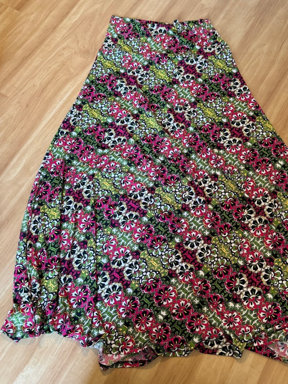 LuLaRoe Maxi Skirt Large
